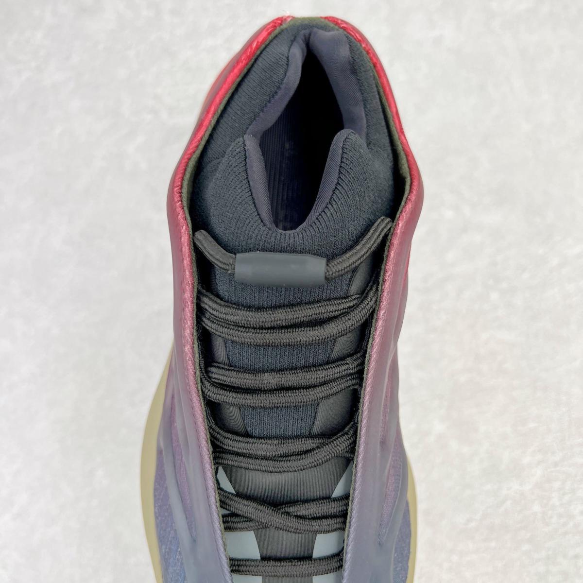 Adidas Yeezy -  Coconut 700V3 Grey Red
